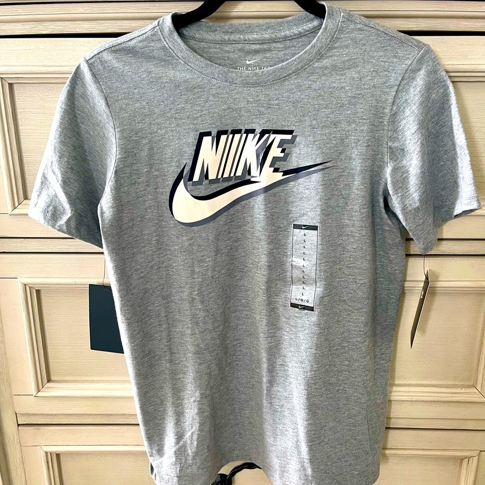 Boy’s Large Nike T-shirt
